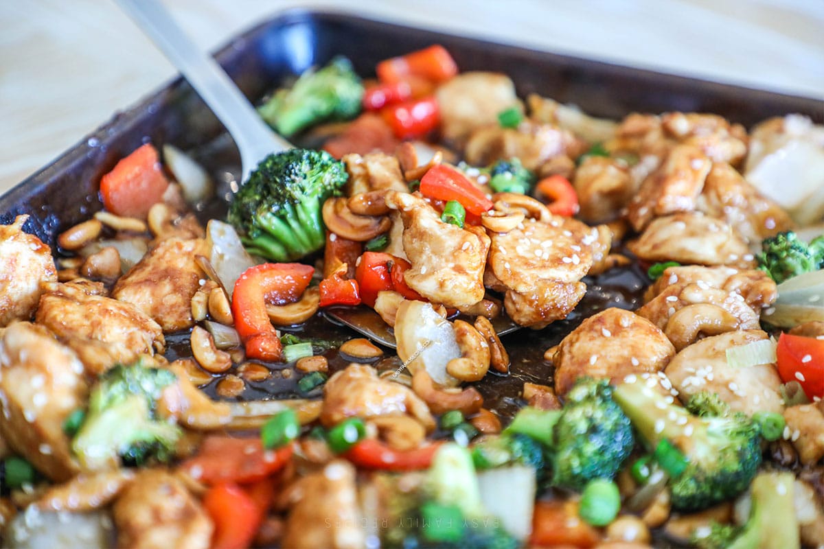 Sheet Pan Cashew Chicken: Your Easy Weeknight Dinner Solution